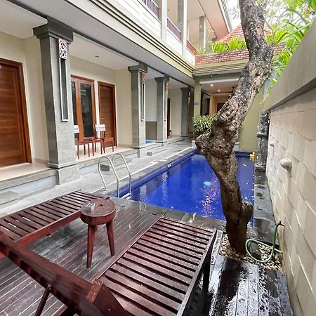 Singgah Hotel Seminyak Екстер'єр фото